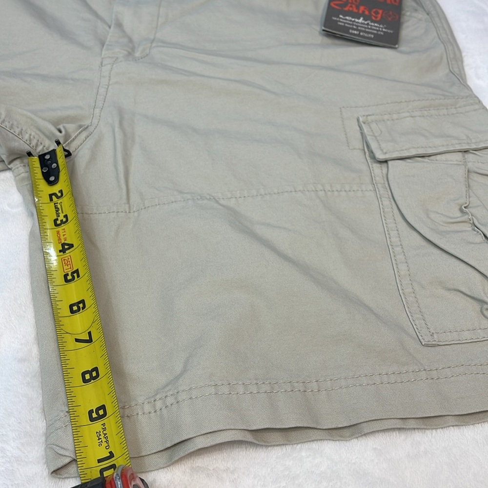 WONDER WALL BROKEN IN CARGO SIZE 42 Men's Tan Cargo Shorts NWT - Picture 3 of 9